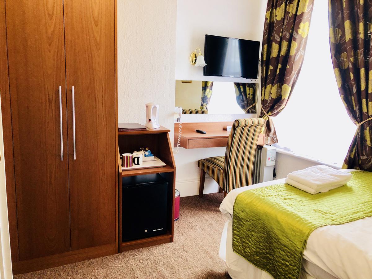 Ilfracombe House Hotel - Near Cliffs Pavilion Southend-on-Sea Buitenkant foto