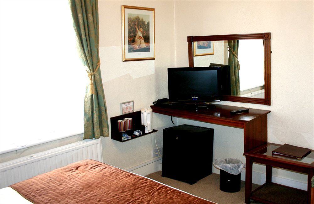 Ilfracombe House Hotel - Near Cliffs Pavilion Southend-on-Sea Buitenkant foto