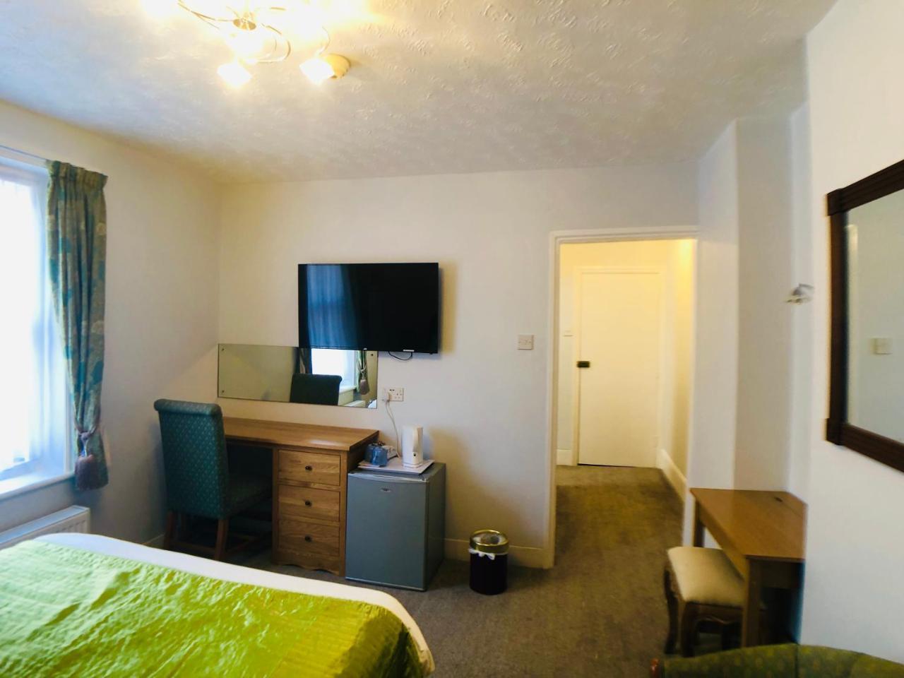 Ilfracombe House Hotel - Near Cliffs Pavilion Southend-on-Sea Buitenkant foto